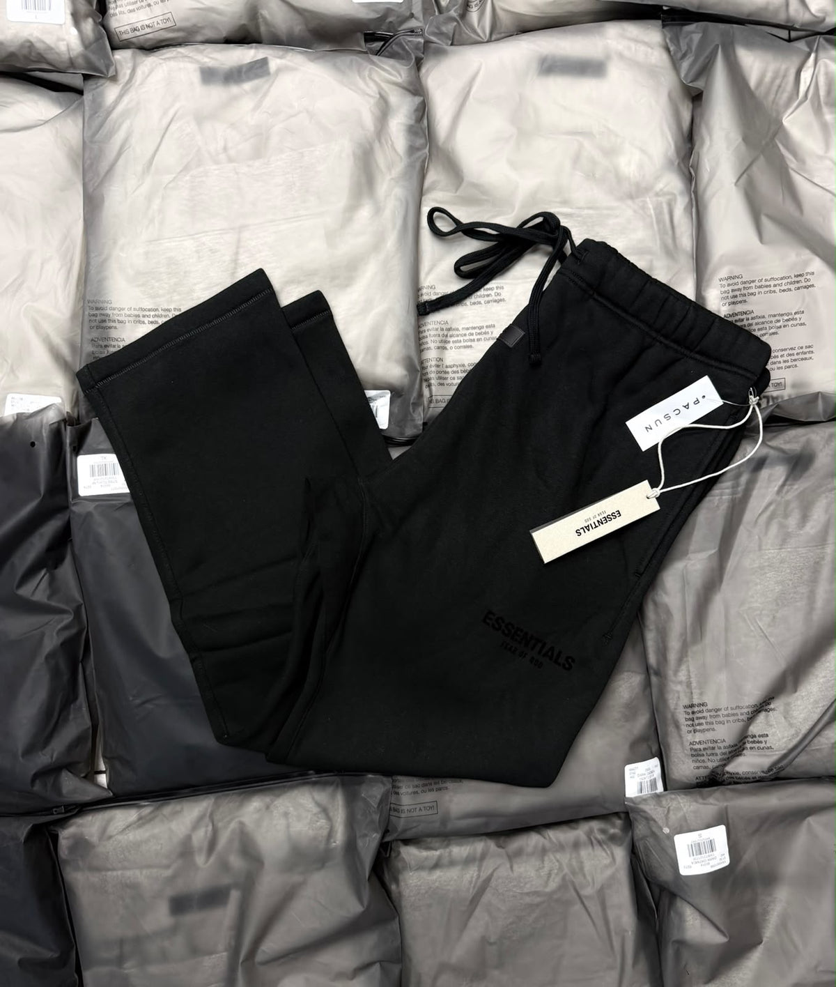 PANTS ESSENTIALS SS22